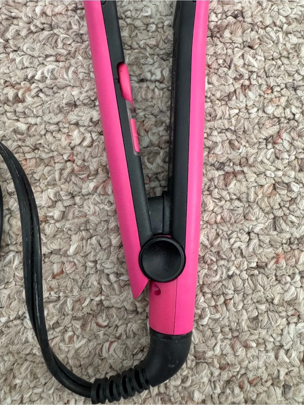 Remington Hot Pink Flat Iron Hair Straightener